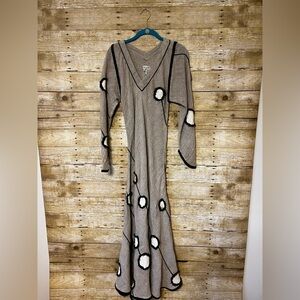 Stunning eWa*W design slimming long sleeve linen dress